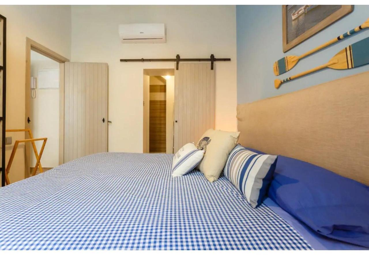 Patio-caleta By Cadiz4rentals Cadis
