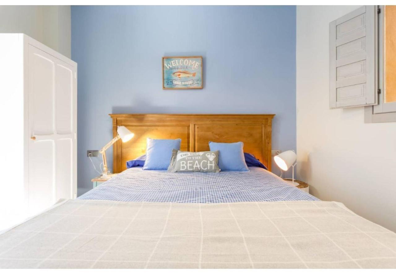 Patio-caleta By Cadiz4rentals * Cadis